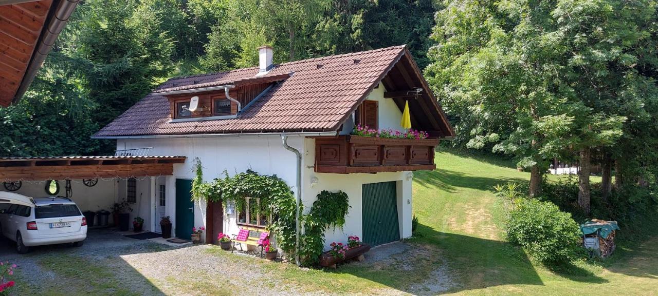 Ferienwohnung Nadine Egger Himmelberg Luaran gambar